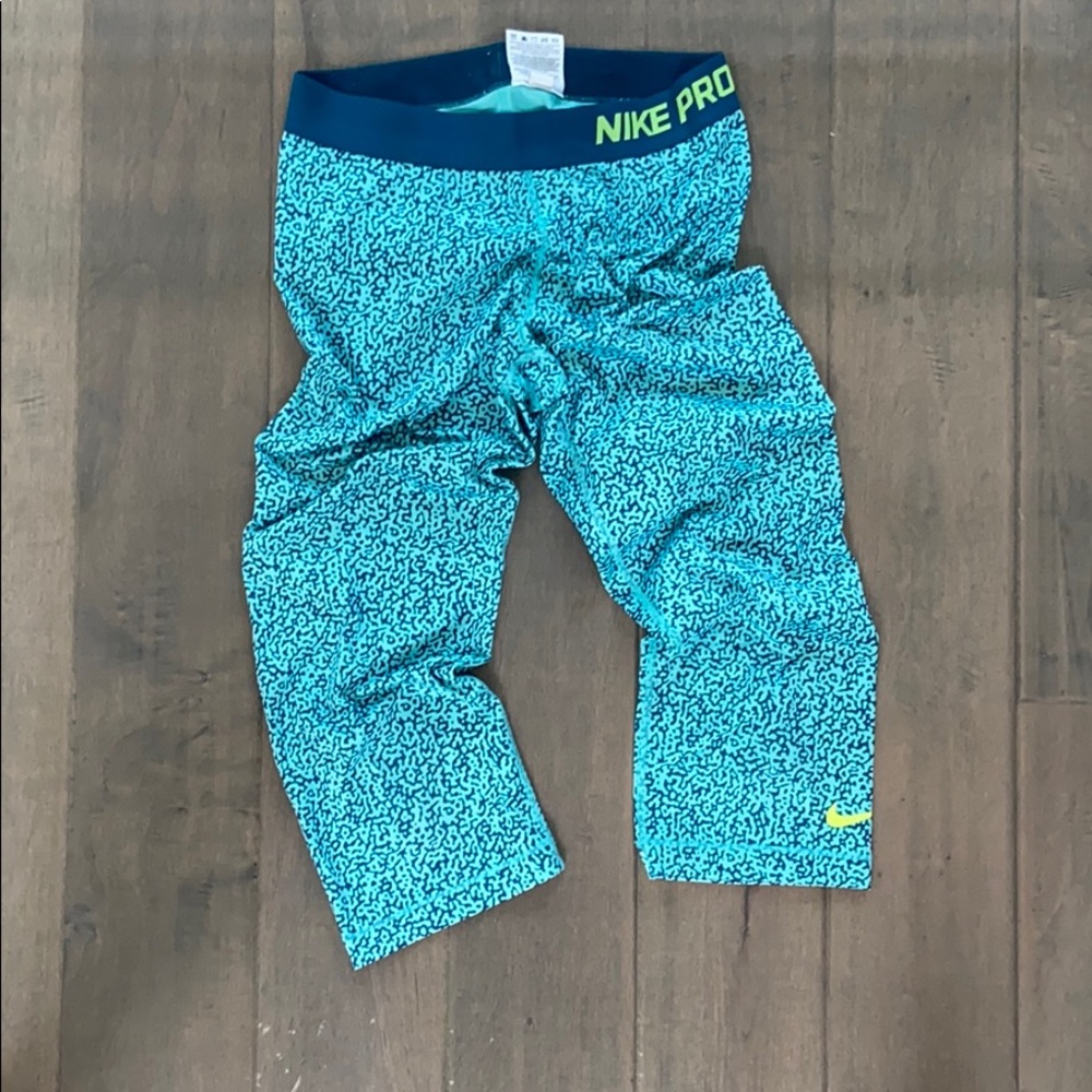Nike leggings